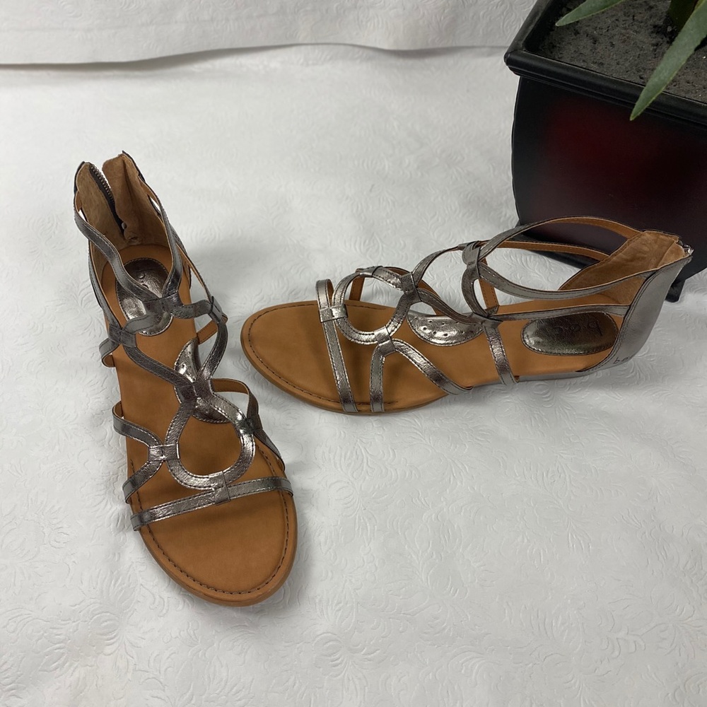 NIB boc Boc Born Concepts Pewter Pawel Sandal 10